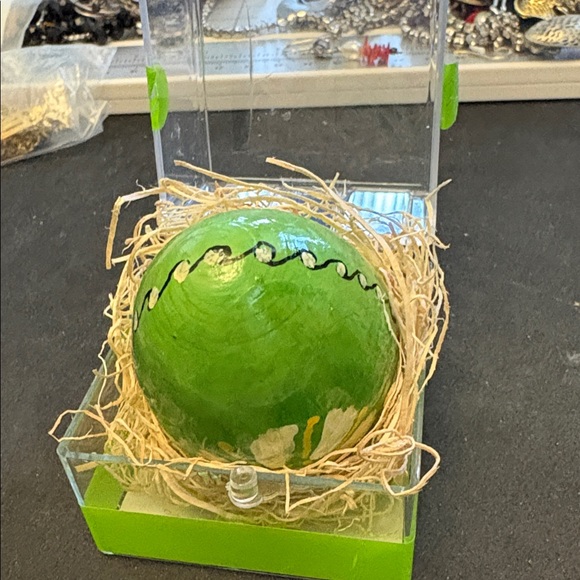 Handcrafted Green Wood Rabbit Easter Egg Called Pysanda - Picture 5 of 10